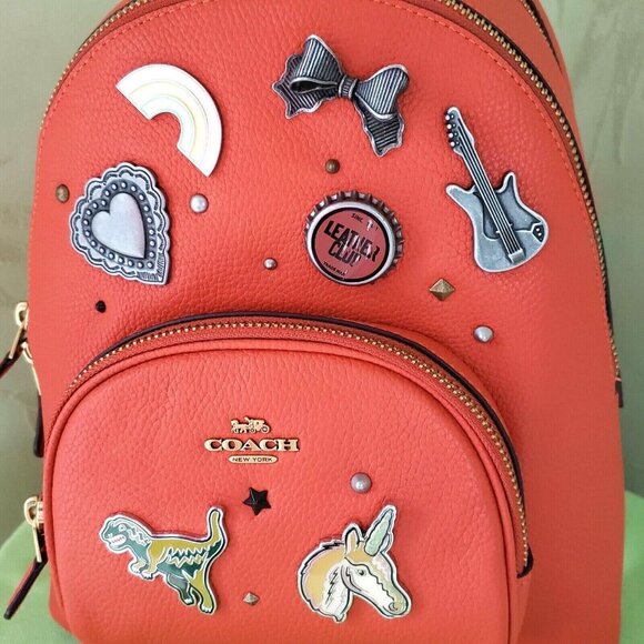 COACH CARRIE BACKPACK 23 W/SOUVENIR 7 PIN CUSTOMIZATION:NWT MANGO 1-OF-A-KIND - Picture 1 of 14